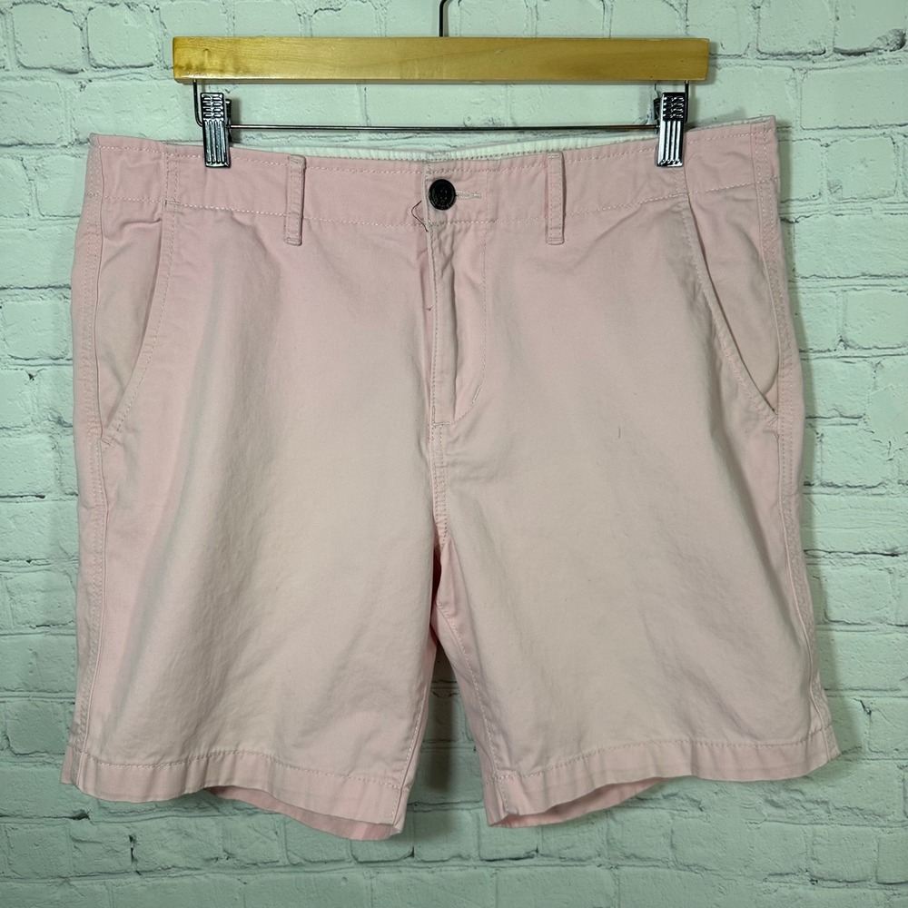 American Eagle Mens Pink Chino Shorts Classic Flat Front Cotton Twill Size 36